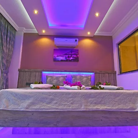 Villa Bond