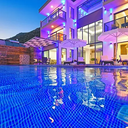 Villa Bond